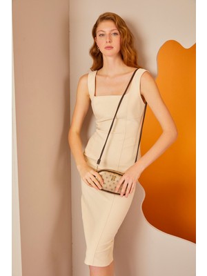 Altın Monogram Kadın Omuz Çantası 05PO22Y1555