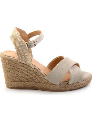 Bej  Kadın Dolgu Topuklu Ayakkabı K05718070702