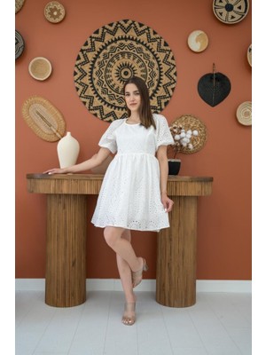 Janes Beyaz Fisto Elbise