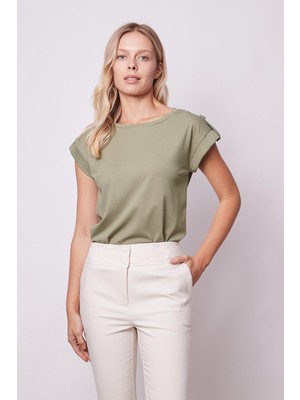 Kadın Kaliteli Likrasız Span Kumaş Geniş Sıfır Yaka Duble Kollu Apoletli Düğmeli T-Shirt Bluz-Haki