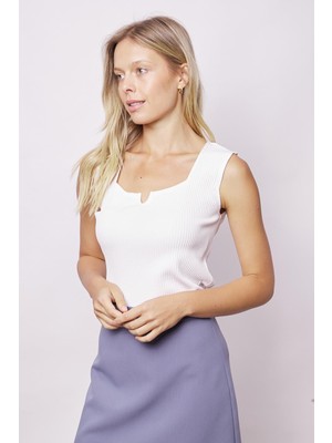 Kadın Likralı Esnek Triko Kare Yaka Kaşkorse Body Bluz-Beyaz