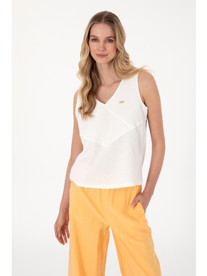 U.S. Polo Assn. Kadın Ekru Kolsuz V Yaka Tişört 50300793-VR019