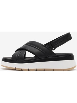 Clarks Tuscan Cross Kadın Siyah Sandalet 26182233