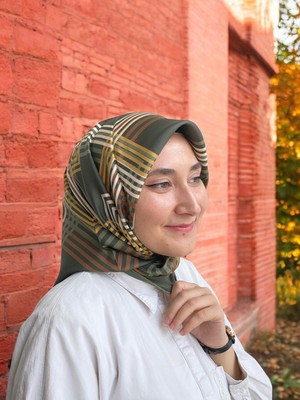 L'awilia Lawilia Yeşil Çizgili Geometrik Desen Tivil İpek Eşarp 29011 - 20