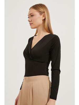 Kruvaze Yaka Bodysuit