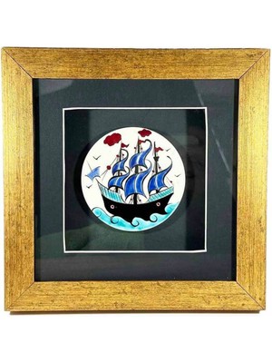 Iznik Çini Kalyon Motifli Paspartulu Plaket