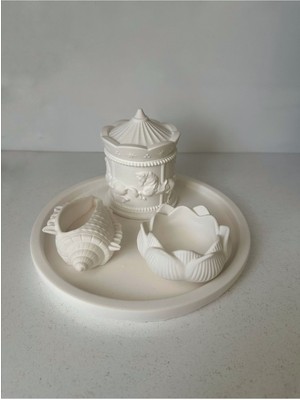 Dekoratif Yılbaşı Konsepti 20 cm  Tepsi /atlıkarınca Kutu /istiridye ve Lotus Çiçeği Yeni Yıl Seti