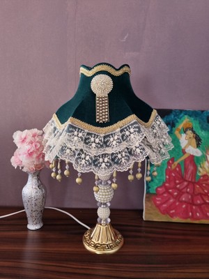 - Iki Adet Kadife Kaplı El Yapımı Abajur