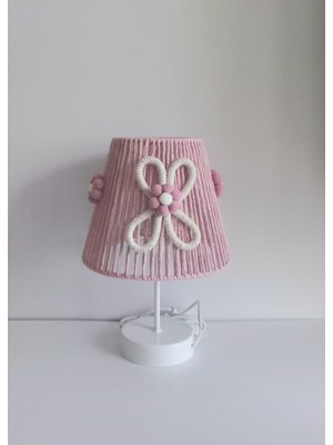 Pembe Makrome Ip Sargı Ekruçiçek Aplikeli Çiçek Ponponlu Kız Bebek ve Çocuk Odası Abajur