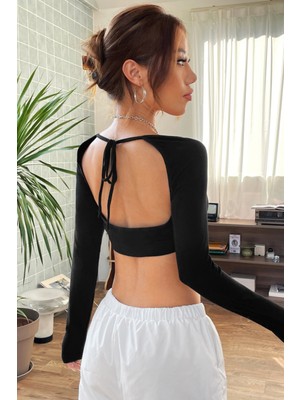 Kadın Siyah Uzun Kol Göğüs ve Sırt Dekolteli Crop Top Bluz