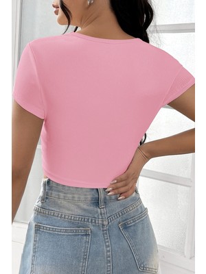 Kadın Pembe Yarım Kol Düz Yaka Crop Top Bluz
