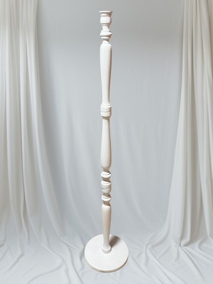 Beyaz Ahşap Lambader Ayağı 1.40  cm  (Yarı Monteli Gönderilir.)