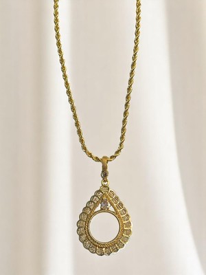 Téona Çeyrek Altın Çerçeveli Kolye (Altın Kaplama)