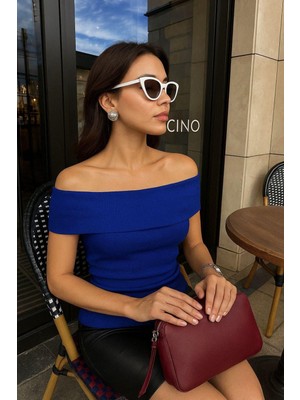 Lacivert Sıfır Kol Madonna Bluz