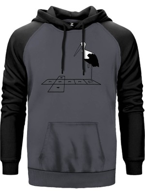Seksek Oynayan Leylek Gri Renk Reglan Kol Kapşonlu Sweatshirt