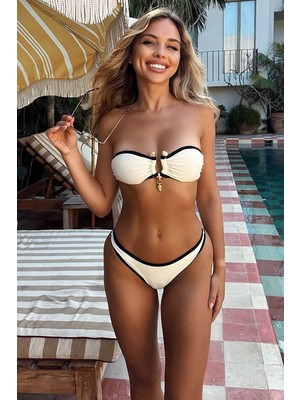 Veronica Straplez Bikini