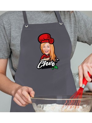 Mediterian Kişiye Özel Kadın Chef Karikatürlü Antrasit Mutfak Önlüğü 77x150 Çok Renkli