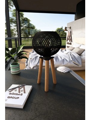 Ahşap Üç Ayaklı Tripod Abajur Siyah Top Başlıklı Aydınlatma