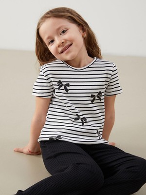 Bisiklet Yaka Çizgili Fiyonklu Kız Çocuk Tişört