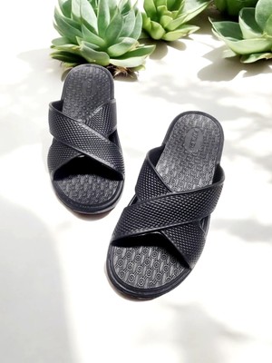 Erkek Yumuşak Taban Islak Zemine Uygun Çapraz Eva Terlik