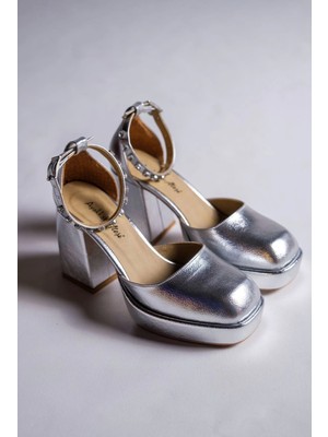 FRM Stil Modern Kadın Taş Detaylı Alçak Topuklu Ayakkabısı Özel Tasarım Gündüz Gece Abiye Ayakkabı