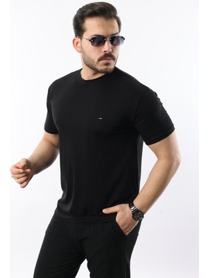 Erkek Slim Fit T-Shirt