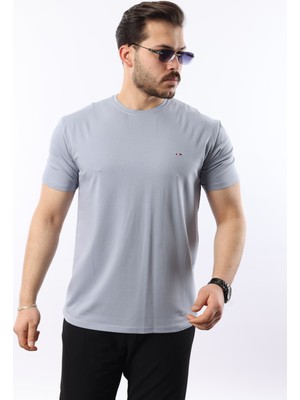Erkek Slim Fit T-Shirt