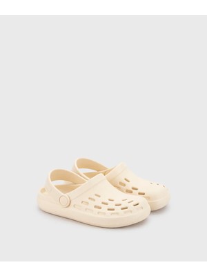 25-32 Numara Arası Igor Kaydırmaz Sport Terlik - Fil Dişi