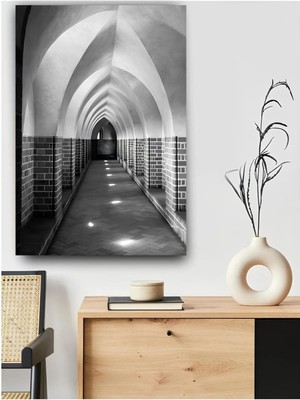 Siyah Beyaz Zindan Kanvas Tablo
