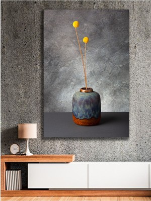 Sade ve Şık Vazo Çiçekleri Kanvas Tablo