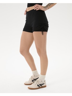 Ayma Active Kadın Siyah Çift Katlı Büzgülü Şort - Organik Pamuk ve EcoVero™ Viskoz, Yüksek Bel, Arka Cepli, Yandan Büzgülü, Spor ve Günlük Yazlık Mini Şort