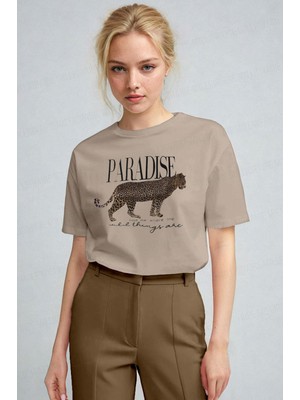 Millionaire Kadın Camel Paradise Leopar Kadın Kısa Kol Relax Fit Rahat Kesim Regular T-Shirt