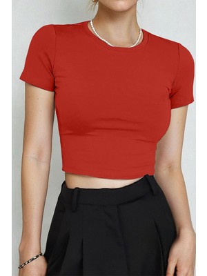 Kadın Kırmızı Bisiklet Yaka Likralı Kısa Kol Body Crop Bluz