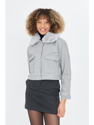 Yakası Kürklü Kısa Kaşe Mont