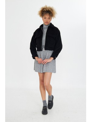 Önü Cepli Kısa Kaşe Mont