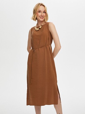 Yanları Yırtmaçlı Kolsuz Modallı Elbise S25ELB041