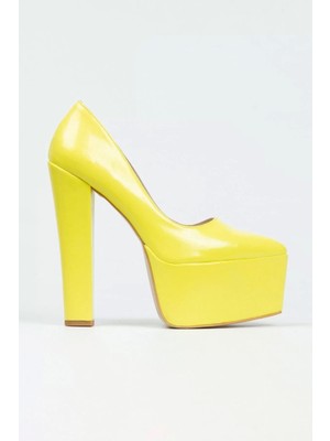 Kadın Moda Şık Fuşya Rugan Klasik Sivri Kalın Topuklu Platformlu Düğün Nişan Gece Abiye Ayakkabı