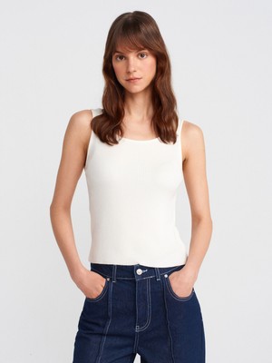 10748 Askılı Fitilli Ince Dokulu Triko Bluz-Beyaz