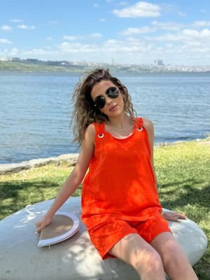 Veraura Lifestyle Kadın Kolsuz V Yaka Kuş Gözü Detay Bluz Short Aerobin Ikili Takım