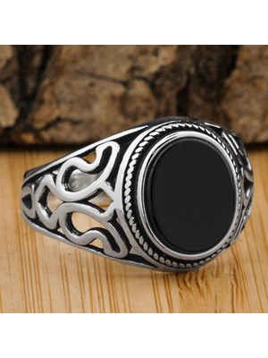 Oval Siyah Oniks Taşlı Desenli 925 Ayar Gümüş Yüzük