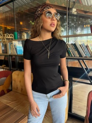 Defy Moda Kadın Kısa Kollu Tek Omuzu Açık Büzgülü Viskon Bluz