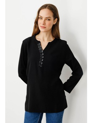 Desen Triko Kadın Açma Yaka Yakası Payet Işlemeli Bluz Siyah