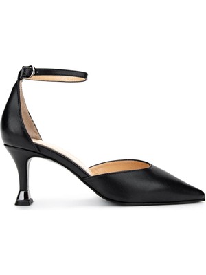 Tamer Tanca Kadın  Deri Siyah Topuklu Ayakkabı 1130 F321 Bn Ayk Y25 Sıyah