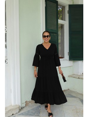 Siyah V Yaka Kol Detay Elbise
