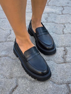 Phoenicia  Deri Siyah Kadın Loafer