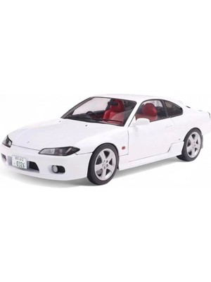 Solido Nissan Silvia S15 Spec-R Aero – Aspen White – 1999