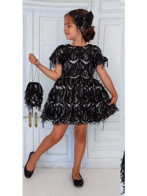 Kız Çocuk Üzeri Pulpayet Işlemeli Püsküllü Parlak Siyah Elbise