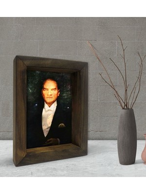 Gift Atatürk Tasarımlı Dekoratif Doğal Masif Ahşap Çerçeve 15 x 20 cm -1