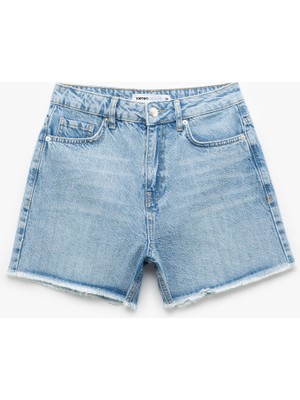 Koton Taş Detaylı Yüksek Bel Saçaklı Paça Pamuklu Mini Denim Şort