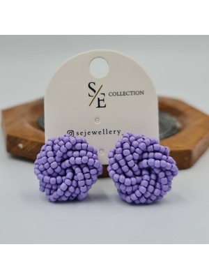 Çoklu Mor Boncuk Detaylı Yuvarlak Formlu Top Küpe